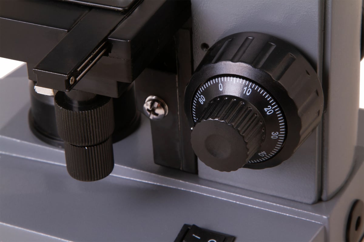 Микроскоп цифровой Levenhuk MED D45T LCD, тринокулярный + Подарок Набор микропре