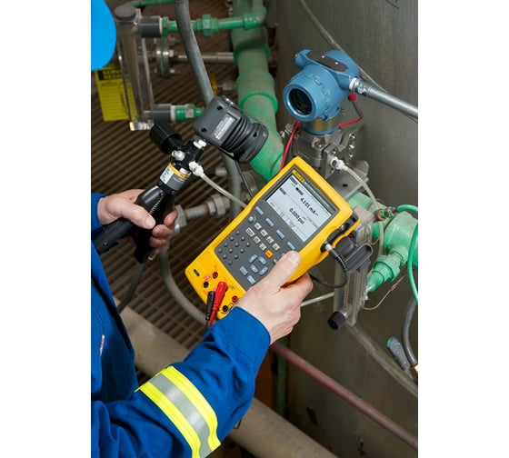 Регистрирующий калибратор Fluke 754