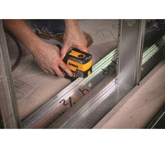 Самовыравнивающийся лазерный уровень DEWALT DW0822