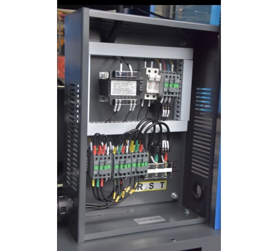 Винтовой маслозаполненный компрессор на постоянных магнитах KM15-8ПМ (IP54, серия АС, Zonch) KMMV01508MZPC55J