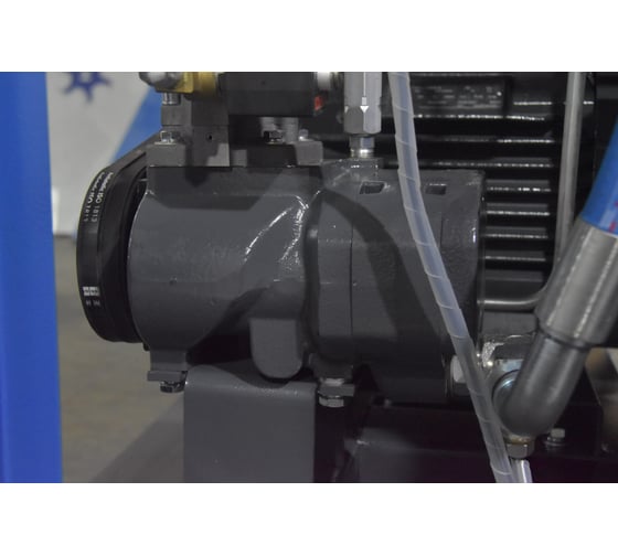 Винтовой электрический маслозаполненный компрессор KRAFTMACHINE KM7,5-10рВ (IP54, серия АС, ЧРП) KMMV007100RC55JH