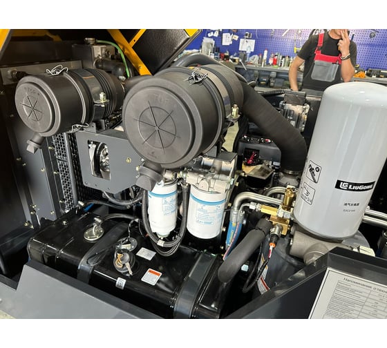 Воздушный буксируемый компрессор CSH175A-8 LiuGong IY001335