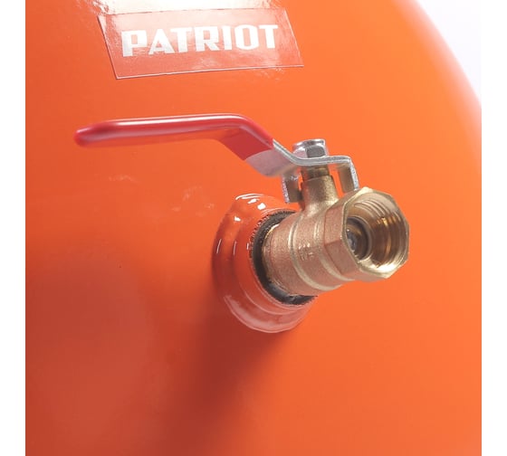 Компрессор бензиновый Patriot KGA 450 L100 - 450 л/мин, 10 бар, 100 л, 7 лс, быстросъем и «елочка» с вентилем 525102410