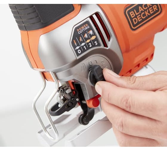 Лобзик Black&Decker BES610-QS