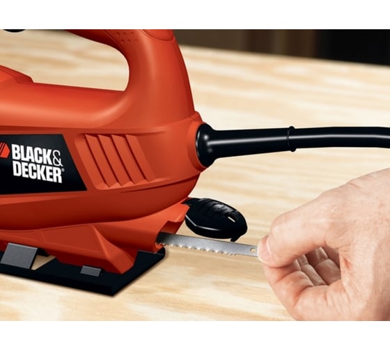 Лобзик Black+DECKER KS 500