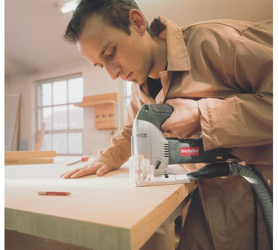 Лобзик Metabo STEB 135 Plus 611000500