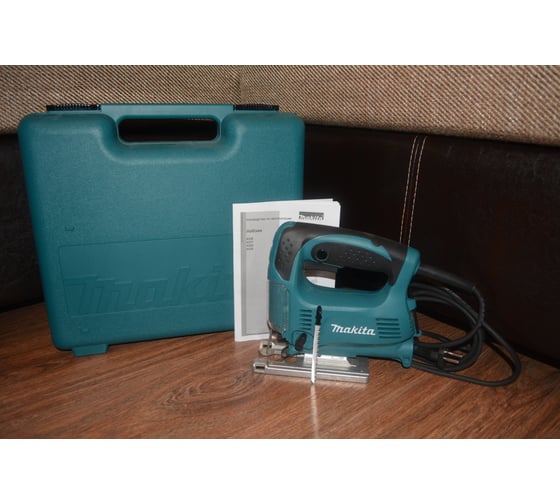 Лобзик Makita 4329 K