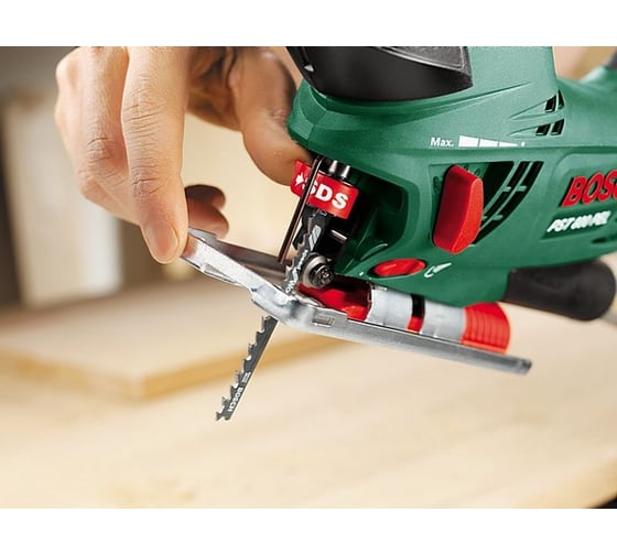 Лобзик Bosch PST 700 PEL 0.603.413.520