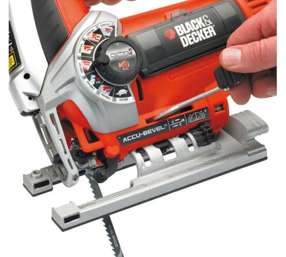 Лобзик Black+Decker KS 950 SLK
