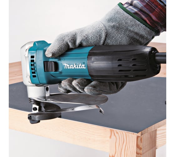 Листовые ножницы по металлу Makita JS1602