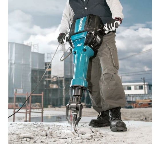 Отбойный молоток Makita HM1812
