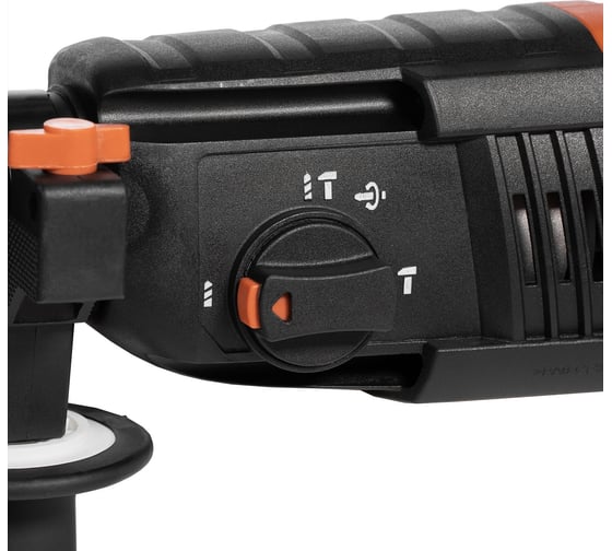 Перфоратор Daewoo DAH 820