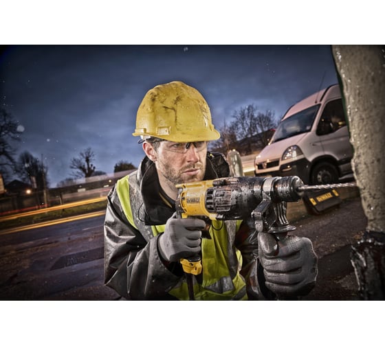 Перфоратор DEWALT D25133N