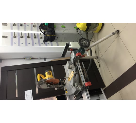 Торцовочная пила DEWALT DWS713 12