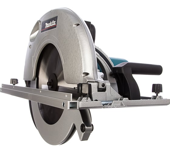 Дисковая пила Makita 5143 R