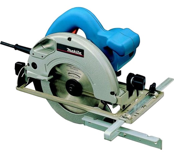 Дисковая пила Makita 5603 R