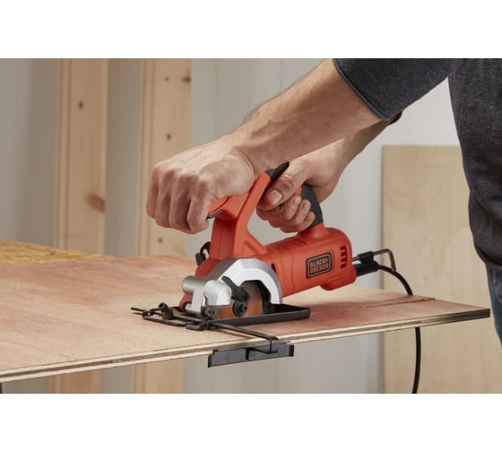 Дисковая мини-пила Black&Decker BES510-QS