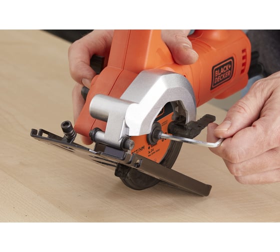 Дисковая мини-пила Black&Decker BES510-QS