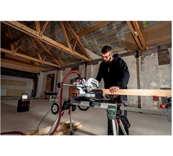 Торцовочная пила Metabo KGS 254 M 1800 Вт + пильный диск 613254000