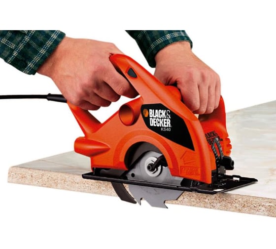 Дисковая пила Black Decker KS 40