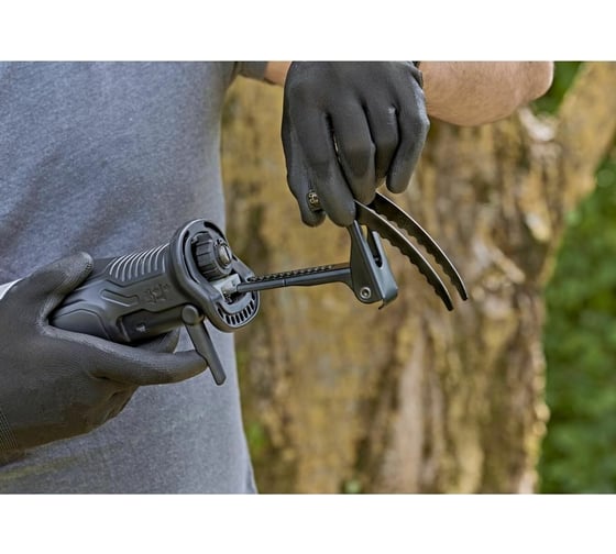 Сабельная пила Black&Decker BES301-QS