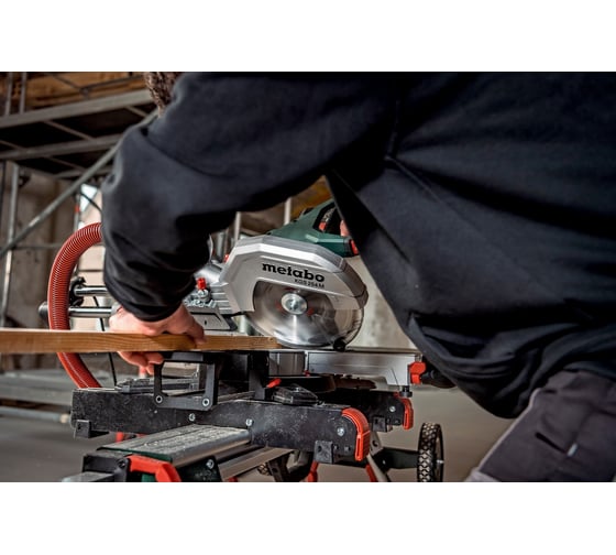 Торцовочная пила Metabo KGS 254 M set 613254900