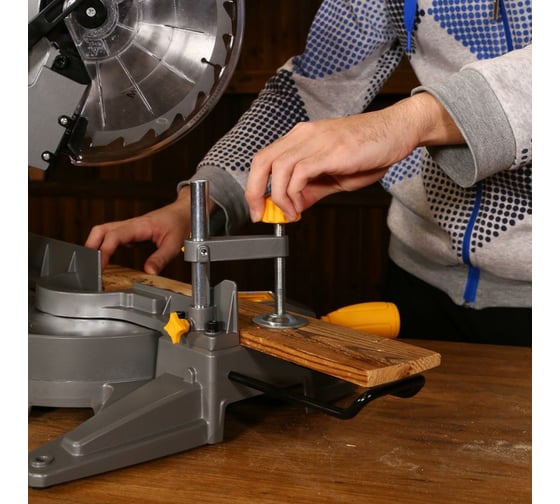 Торцовочная пила DEKO DKMS2000-255 Laser 063-4315