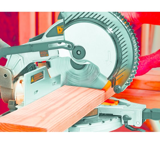 Торцовочная пила DeWALT DW 713 XPS