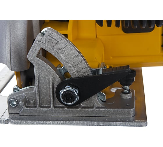 Дисковая пила DEWALT DWE 575 K