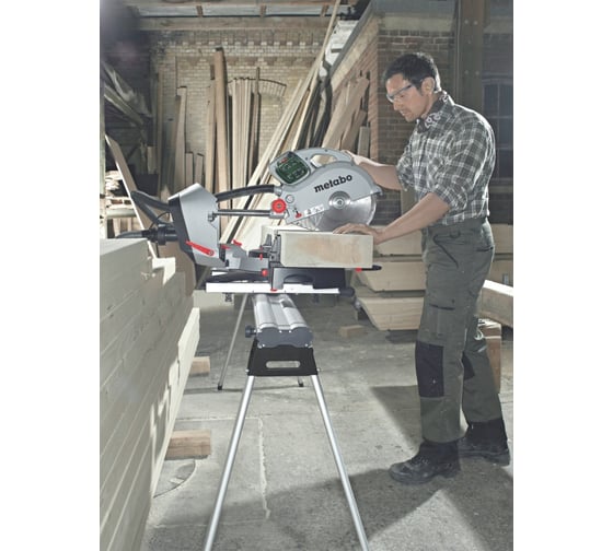 Торцовочная пила Metabo KGS 315 Plus 0103150000