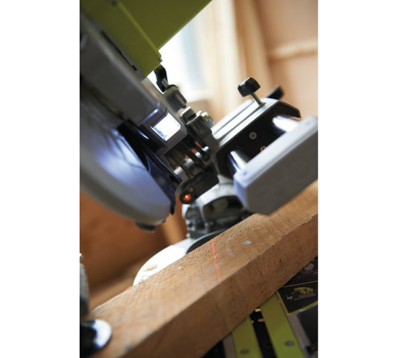 Торцовочная пила Ryobi EMS216L 5133001197