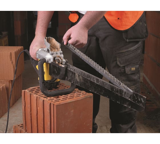 Пила DEWALT Аллигатор DWE398