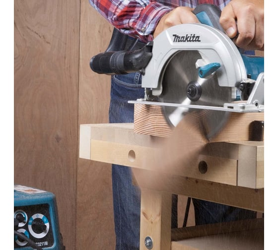 Дисковая пила Makita HS7600