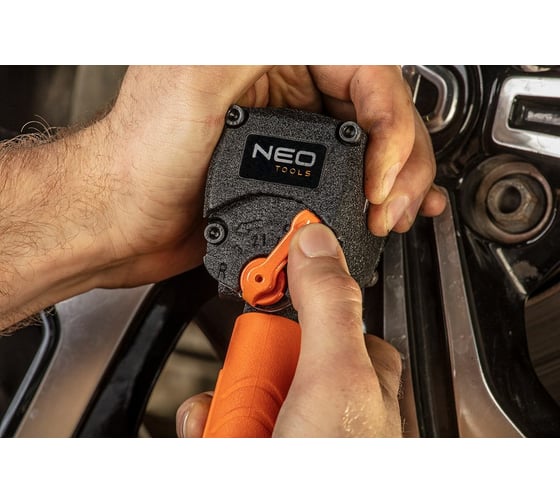 Пневматический ударный гайковерт NEO Tools 1/2", 680 Нм 14-006