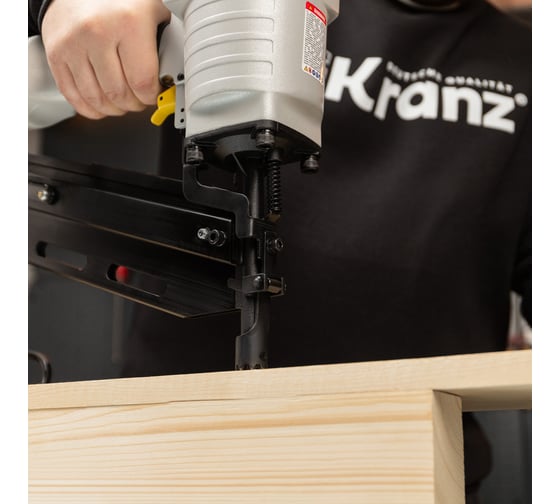 Пневмопистолет гвоздезабивной (нейлер) KRANZ N90/D21, наклон 21 градус KR-16-1620