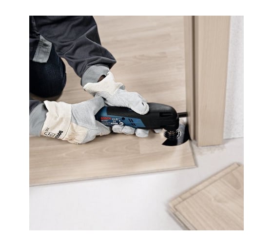 Аккумуляторный резак Bosch GOP 10.8 V-LI + комплект оснастки 36 единиц 0.601.858.00D