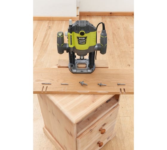 Фрезер Ryobi RRT1600P-K 5133004801