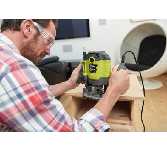 Фрезер Ryobi RRT1600P-K 5133004801