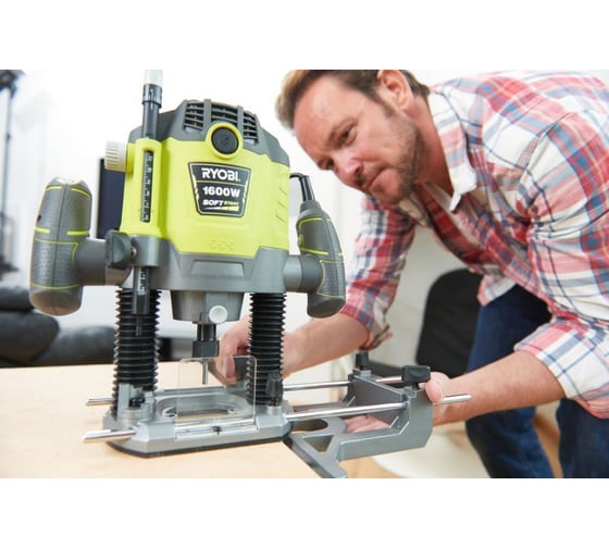 Фрезер Ryobi RRT1600P-K 5133004801