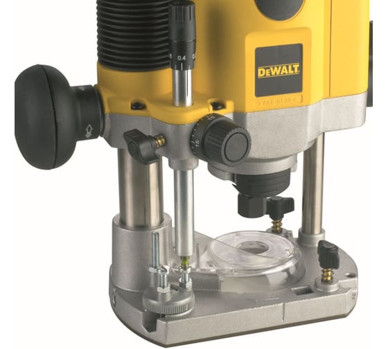 Фрезер DEWALT DW 621 K