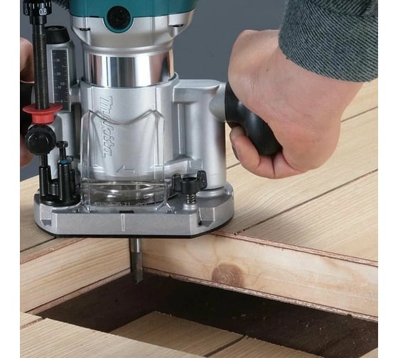 Кромочный фрезер Makita 710 Вт RT0702C