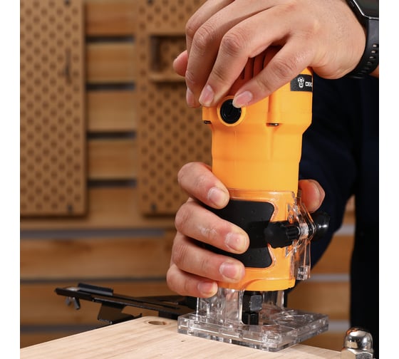 Фрезер электрический DEKO DKR850W + набор фрез 3 шт 083-1097