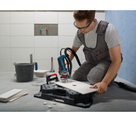Фрезер для плитки Bosch GTR 30 CE 0.601.60C.000