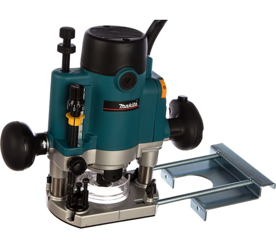 Фрезер Makita RP 1110 C