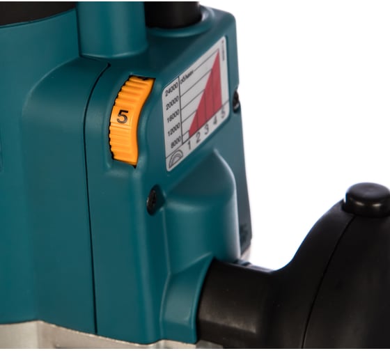 Фрезер Makita RP 1110 C