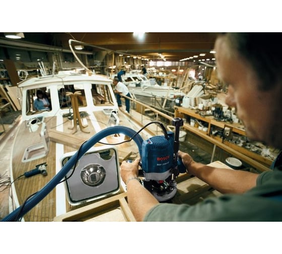 Вертикальная фрезерная машина Bosch GOF 2000 CE Professional 0.601.619.708