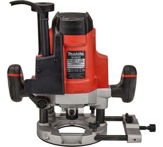 Фрезер Makita M3602