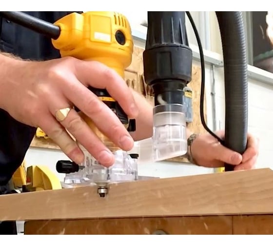 Фрезер DEWALT DWE 6005