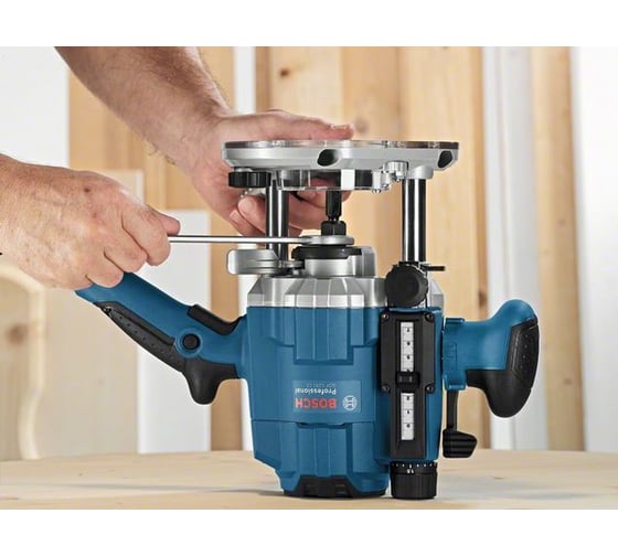 Фрезер Bosch GOF 1250 CE 0.601.626.000