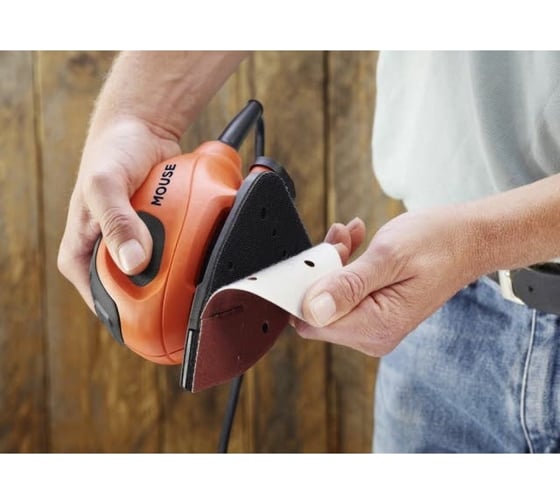 Дельтавидная шлифмашина Black&Decker Mouse BEW230-QS